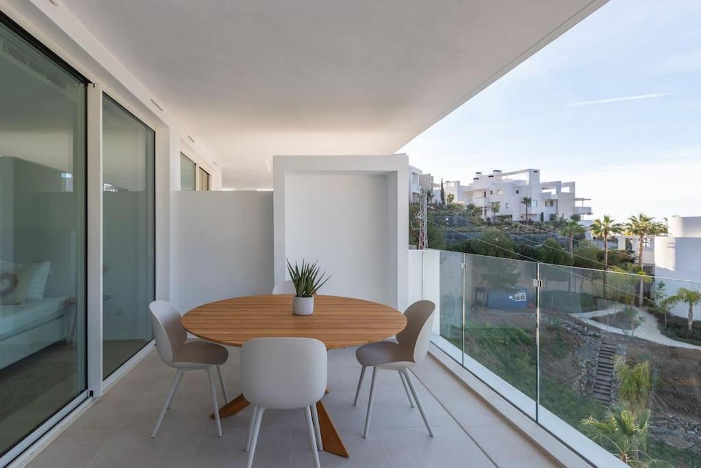 Beautiful Apartment In Palo Alto Ojén Exterior foto